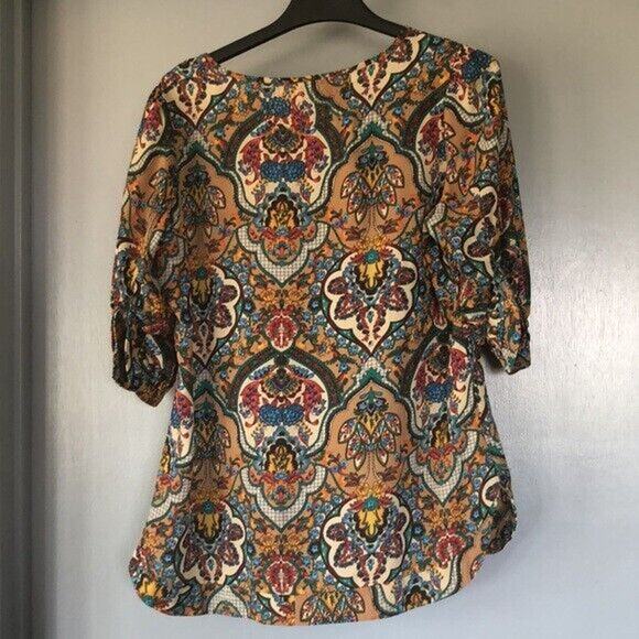 Nostalgia Bohemian Floral Blouse Large V-Neck Studs Short Sleeves Pull Over - Picture 2 of 9